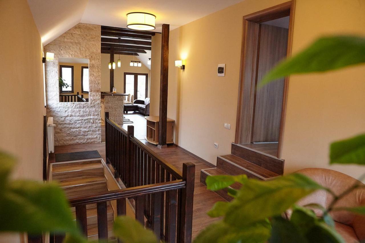 Apartament Rozelor Braszów Zewnętrze zdjęcie