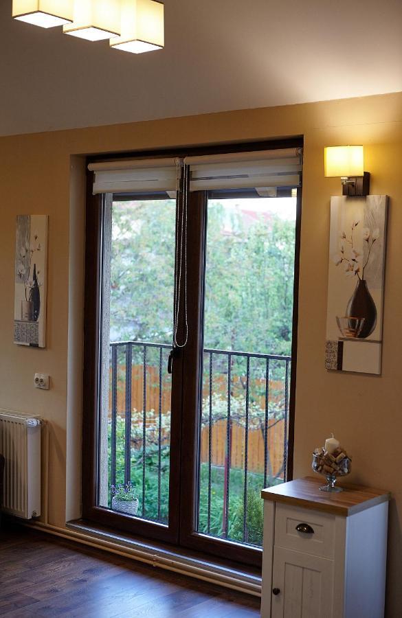 Apartament Rozelor Braszów Zewnętrze zdjęcie