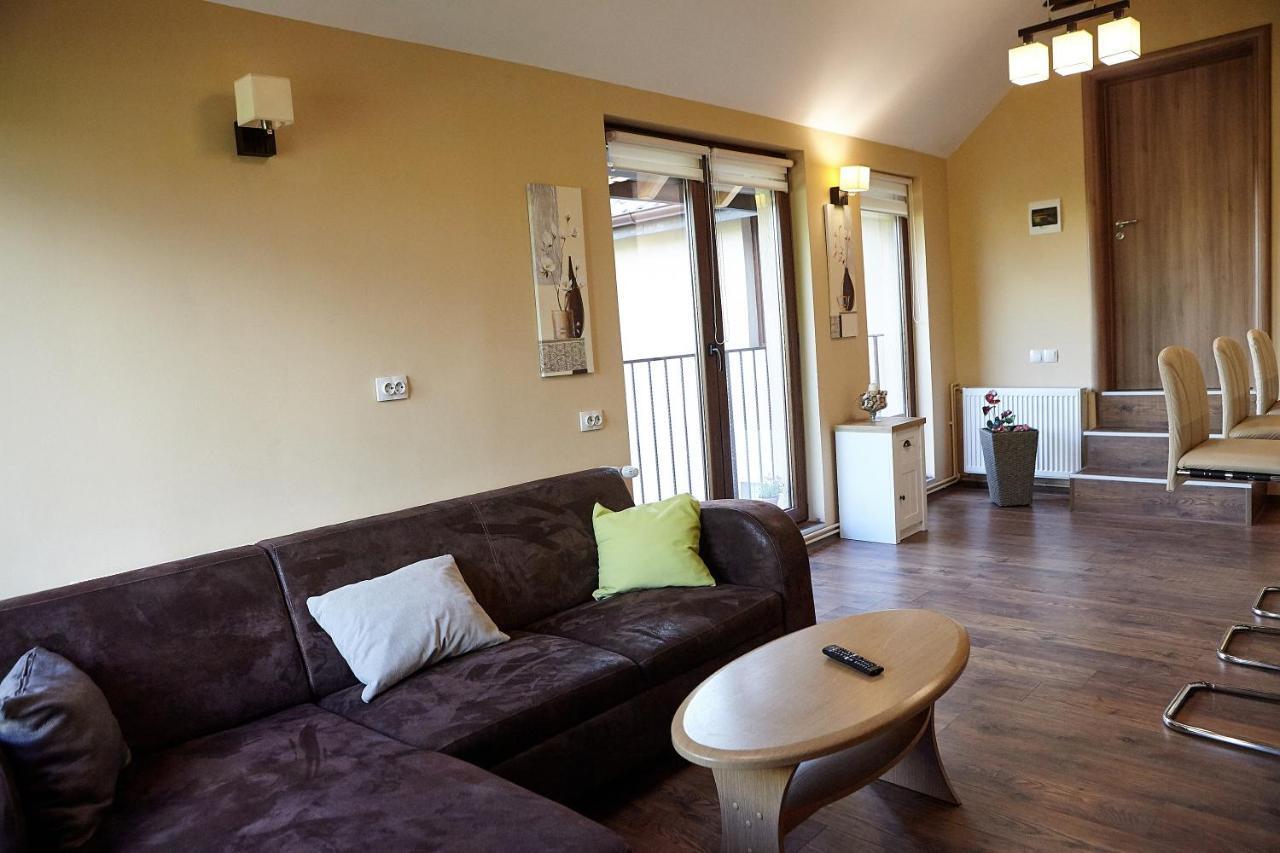 Apartament Rozelor Braszów Zewnętrze zdjęcie