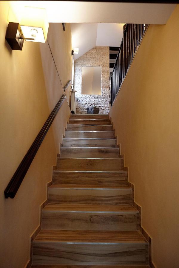 Apartament Rozelor Braszów Zewnętrze zdjęcie